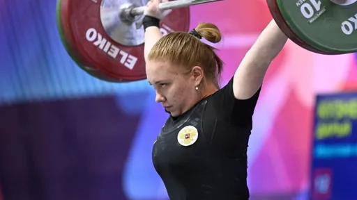Россиянка Кузнецова завоевала «золото» на юношеском чемпионате Европы по тяжелой атлетике