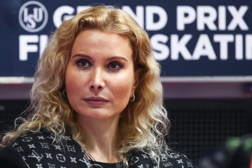 Тутберидзе ответила Бестемьяновой на слова о больших нагрузках в её группе