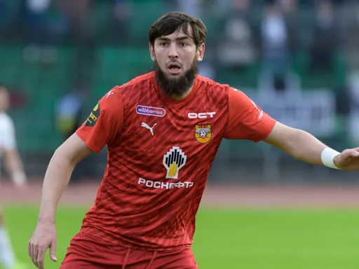 Футболист костромского «Спартака» Калмыков назвал фаворитов Лиги PARI