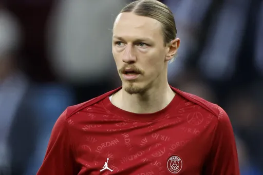 PSG Inside Actu: вратарь «ПСЖ» и сборной России Сафонов может уйти в аренду