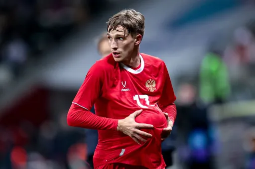 Агент Самошникова Бабырь заявил, что не ищет новый клуб для Ильи