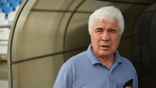 Ловчев: вижу, что Абаскаль в «Спартаке» начинает давать отступного