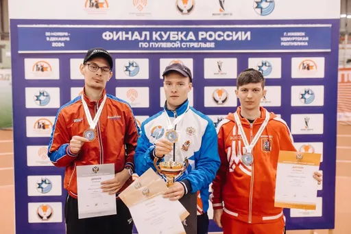 Подмосковный спортсмен выиграл две медали на соревнованиях по пулевой стрельбе