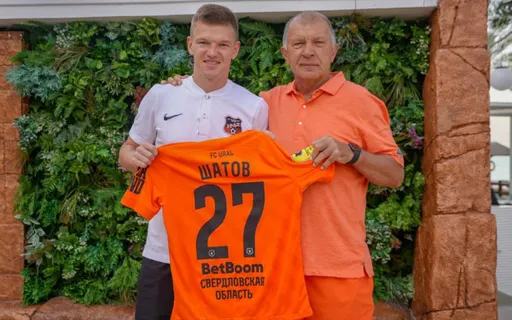 Григорий Иванов: Шатов продлил контракт с «Уралом»