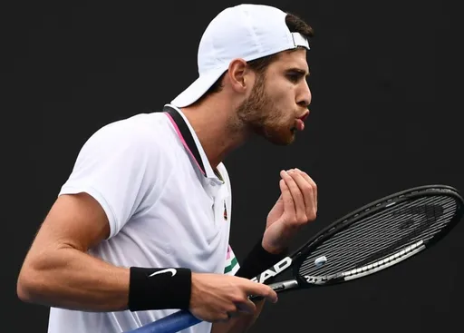 Российский теннисист Хачанов упадёт минимум на одну позицию в новом рейтинге ATP
