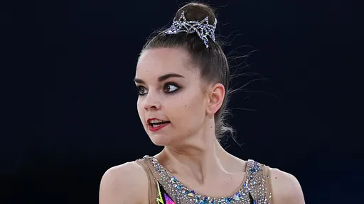 Гимнастка Аверина показала совместные фотографии с фигуристом Соловьевым