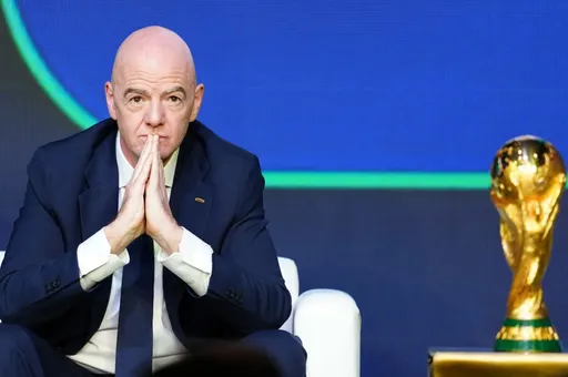 Губерниев с иронией высказался о возможном увольнении Инфантино из ФИФА