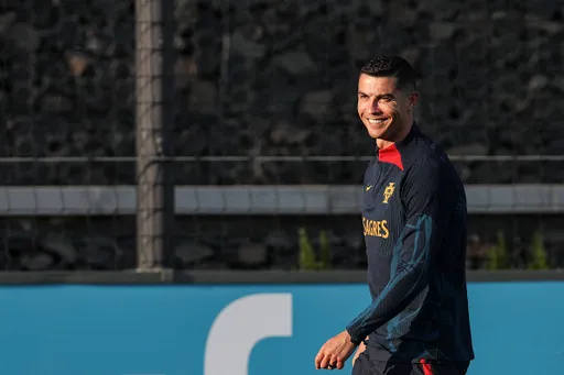 Дубль Роналду помог сборной Португалии разгромить Лихтенштейн в матче отборочного турнира Евро-2024