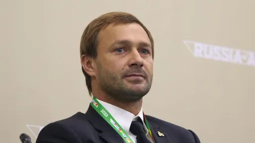 Сычёв: ни Романов, ни Гусев не дали поводов руководству их оставить