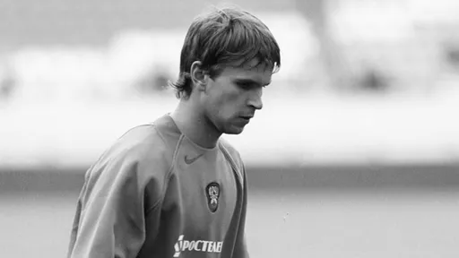 Экс-футболист сборной России Бугаев погиб в зоне СВО. Ранее он получил 9 лет тюрьмы за наркоторговлю