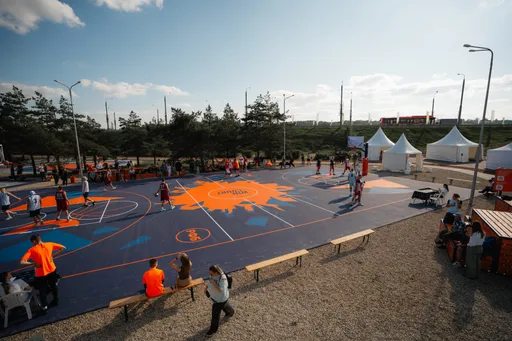 WINLINE открыл уличные площадки для спорта WIN COURT в пяти городах России