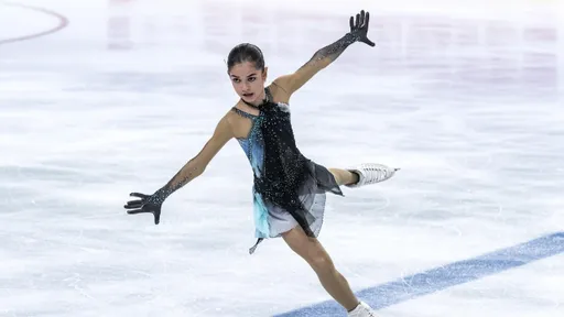 Победившая на Гран-при в Санкт-Петербурге Петросян призналась, что восхищается Валиевой и Туктамышевой