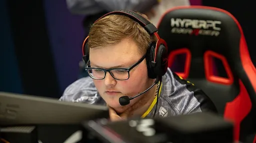 Boombl4 поздравил 2DROTS с победой над ЦСКА на «ВЭБ Арене»