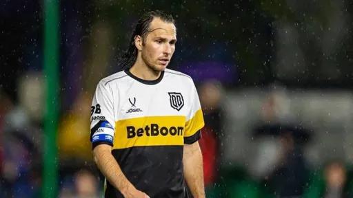 Дьяков: Дзюбе не давали играть в «Локомотиве», беспросветно мариновали из-за зарплаты