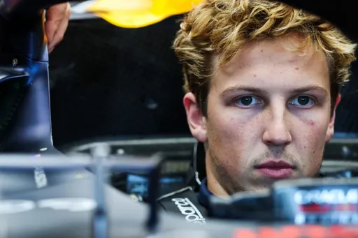 F1-Insider: Юки Цунода сменит Лоусона в качестве пилота Red Bull Racing