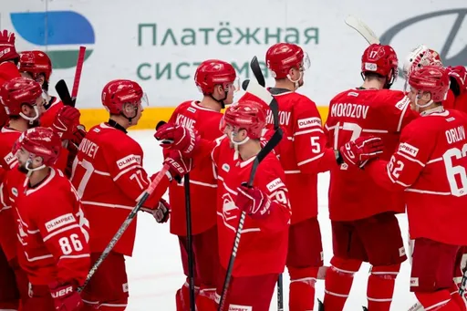 «Спартак» обыграл «Динамо» в московском дерби в рамках FONBET КХЛ