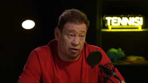 Леонид Слуцкий поговорил о личной жизни в беткасте от Tennisi BET