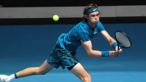 Рублёв победил Марожана в 1/8 финала турнира категории ATP-500