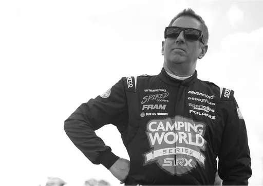 Бывший пилот NASCAR Грег Биффл вместе с семьёй погиб в авиакатастрофе