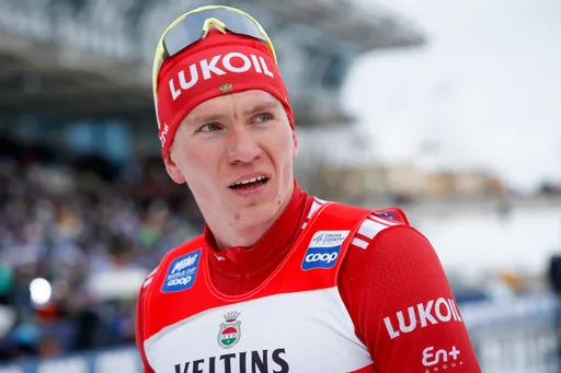 Большунов одержал 22-ю победу в личных гонках, выиграв спринт на чемпионате России