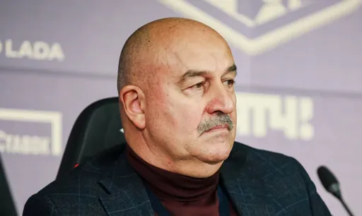 Черчесов поздравил игроков «Ахмата» с победой над «Рубином» на английском языке