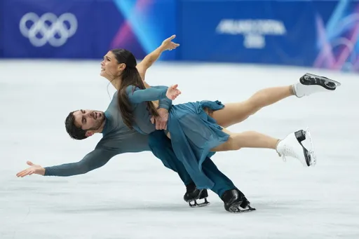 Фурнье‑Бодри и Сизерон принесли Франции «золото» ОИ-2026 в танцах на льду