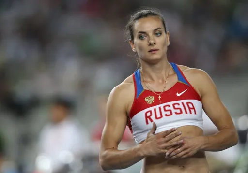 Елена Исинбаева задолжала ФНС более 147 тысяч рублей