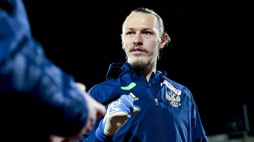 Sport Baza: Сафонову сняли все ограничения, наложенные из-за долгов по алиментам