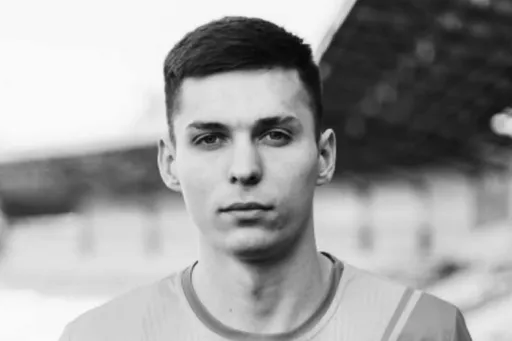26-летний футболист умер на поле во время матча в Подмосковье