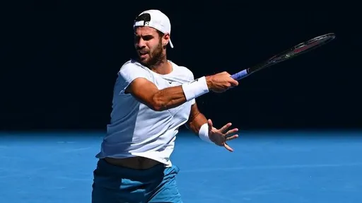 Хачанов проиграл Циципасу в полуфинале Australian Open