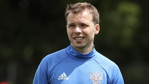 Шишкин не исключил, что Карпин мог не вызвать Дзюбу в сборную из-за обиды