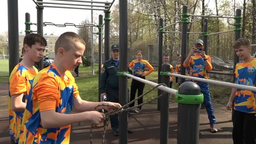 Команда Дубны победила на зональных соревнованиях юных пожарных и спасателей