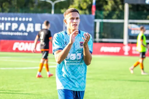 «Балтика» подписала 19-летнего хавбека «Ленинградца» Давиденко