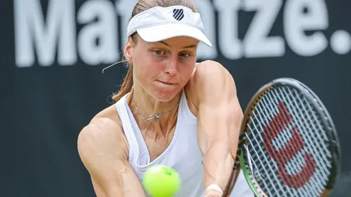 Самсонова не смогла обыграть Стародубцеву в турнире категории WTA-1000