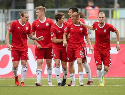 «Амкал» в меньшинстве обыграл «Красное Знамя» и вышел во второй раунд FONBET Кубка России