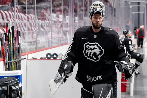 В IIHF отреагировали на переход Федотова в НХЛ