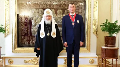 Министр спорта РФ Дегтярёв награждён РПЦ орденом святого Александра Невского