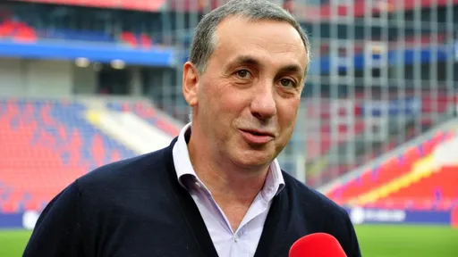 Евгений Гинер не стал комментировать открытие на него уголовного дела на Украине