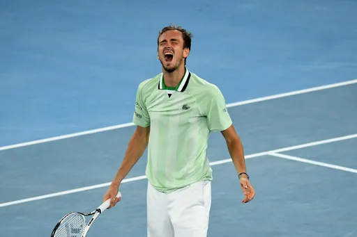 Тренер Медведева признался, что после Australian Open россиянин потерял уверенность в себе