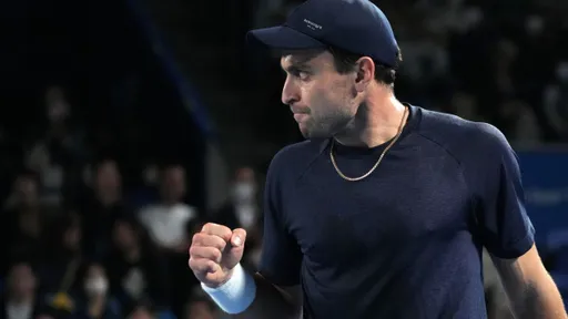 Карацев вышел в полуфинал квалификации US Open, обыграв француза Куако