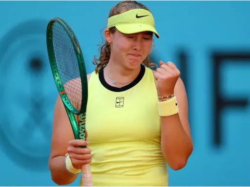 Андреева вышла в полуфинал WTA-1000 в Мадриде