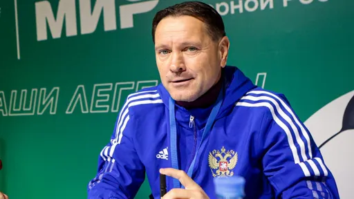 Аленичев: у руководителей «Спартака» могут появиться сомнения, стоит ли приглашать нового тренера