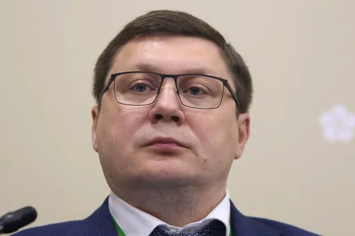 Митрофанов поддержал решение Карпина сосредоточиться на сборной России