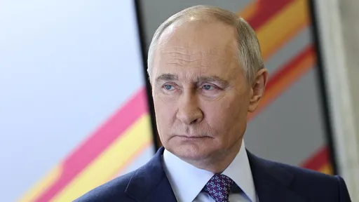 Путин поздравил пловцов, одержавших победу на ЧМ-2025