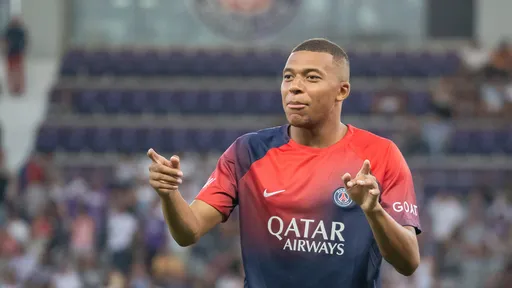FootMercato: «Реал» может сделать предложение «ПСЖ» по трансферу Мбаппе