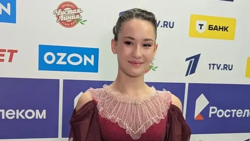 Акатьева выиграла короткую программу на пятом этапе Гран-при России