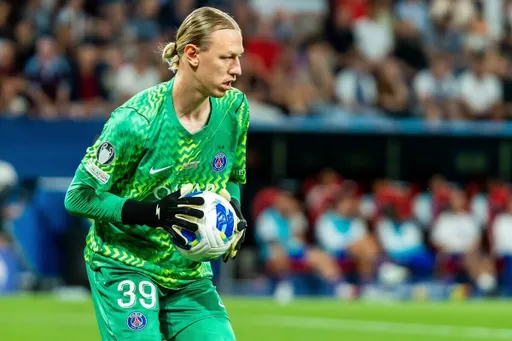 ESPN поставил Сафонова на 10-е место в рейтинге лучших вратарей мира