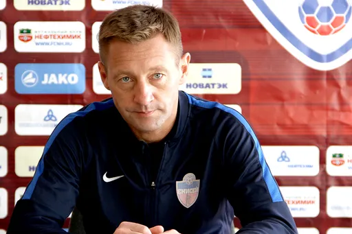 Экс-игрок «Енисея» Глушков объяснил, почему покинул клуб после назначения Тихонова