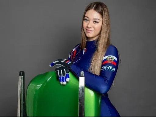 Олесик заняла 13‑е место в женских одноместных санях на ОИ-2026
