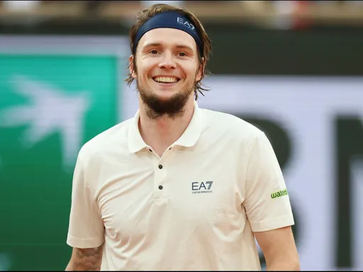 Бублик вышел в четвертьфинал ATP-1000 в Монте-Карло